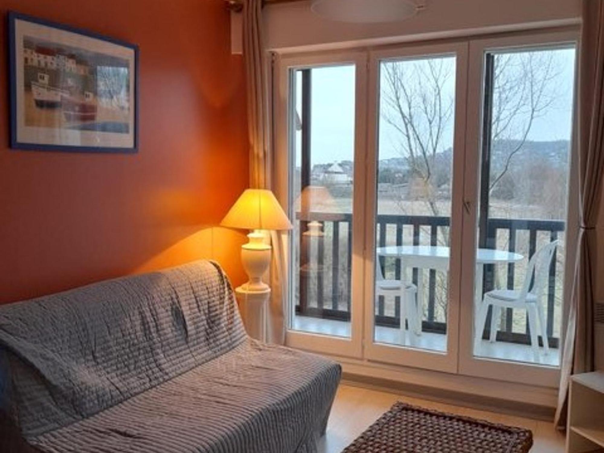 Appartement Refait A Neuf Avec Loggia Et Parking, A 2 Pas De La Plage Et Des Commerces - Fr-1-712-7 วิลเลร์-ซูร์-แมร์ ภายนอก รูปภาพ